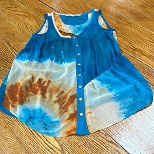 RACHEL Rachel Roy tie dye sheet top. Snap front. Blue & burnt orange. Size XS.